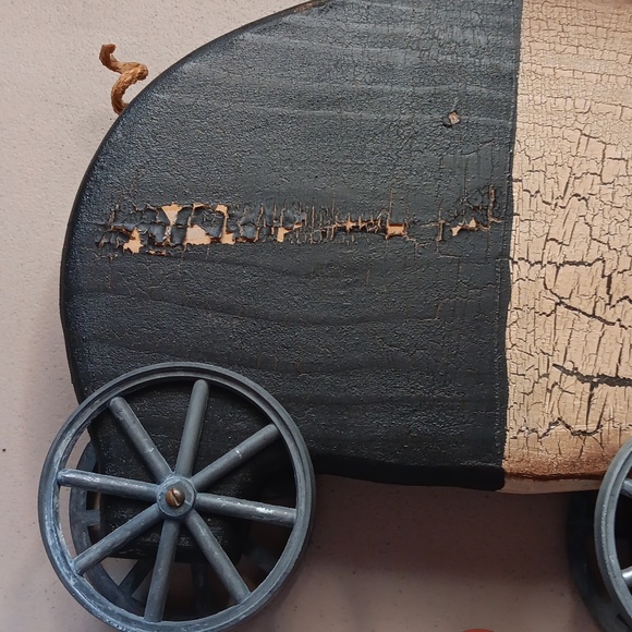 Primitive pig - Picture 2 of 8